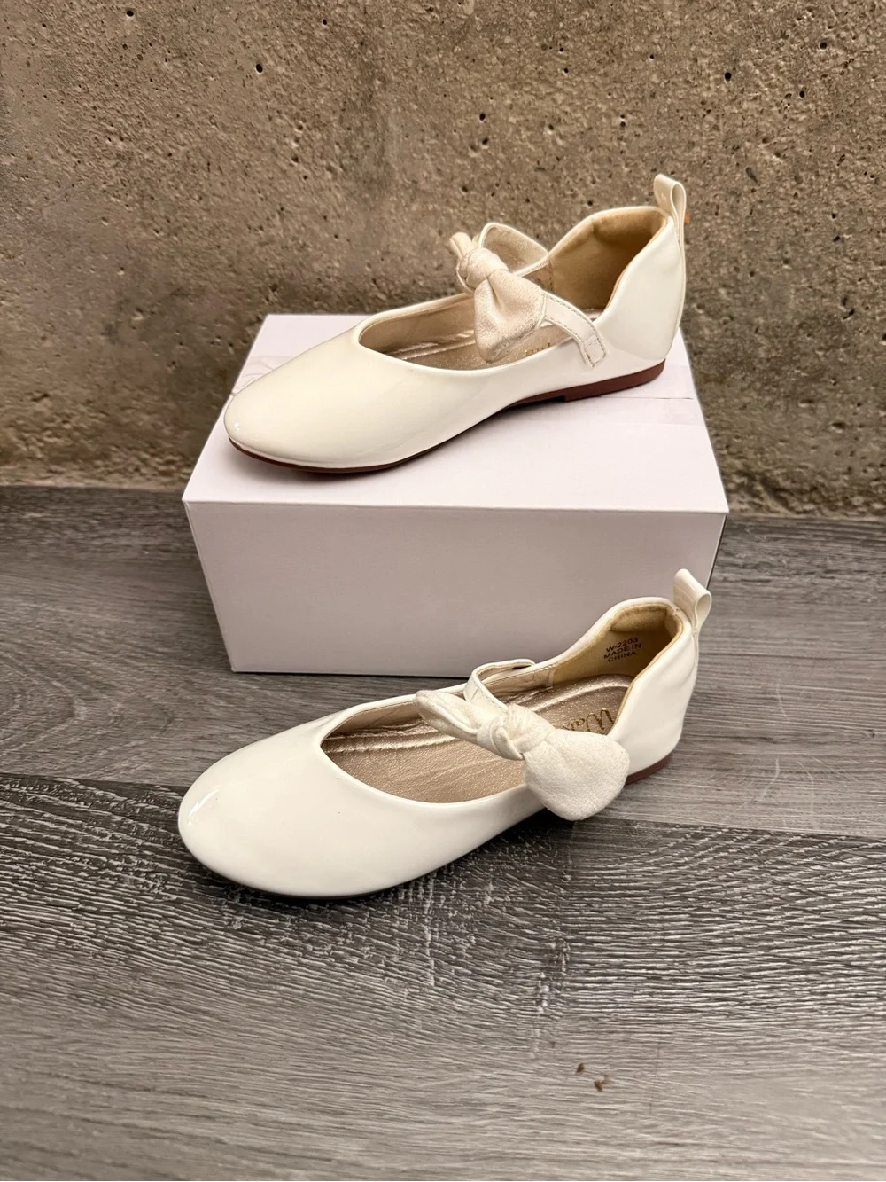 Girls Patent Cream Bow-Strap Ballet Flats